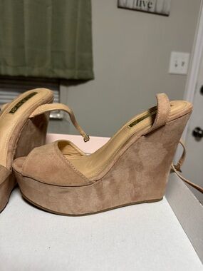 Unisa Beige Suede Platform Sandals with Ankle Strap